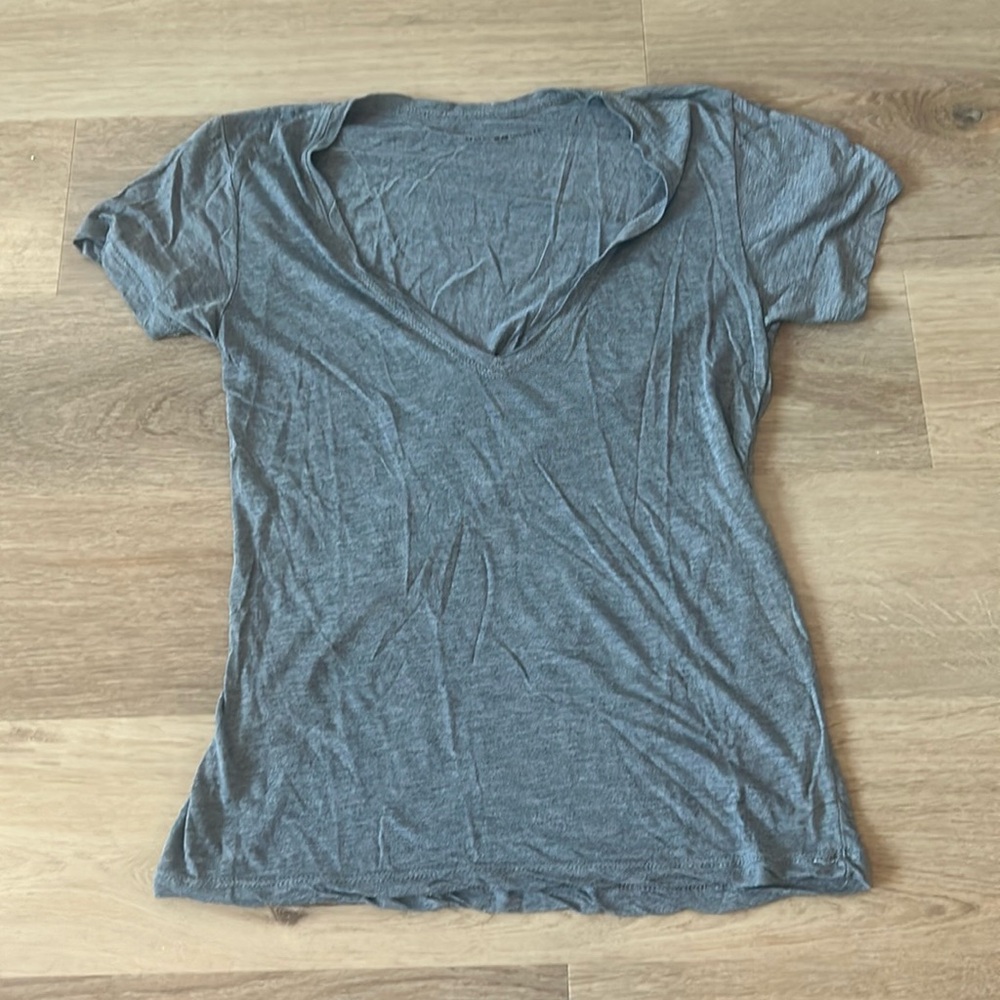Brandy Melville t shirt
